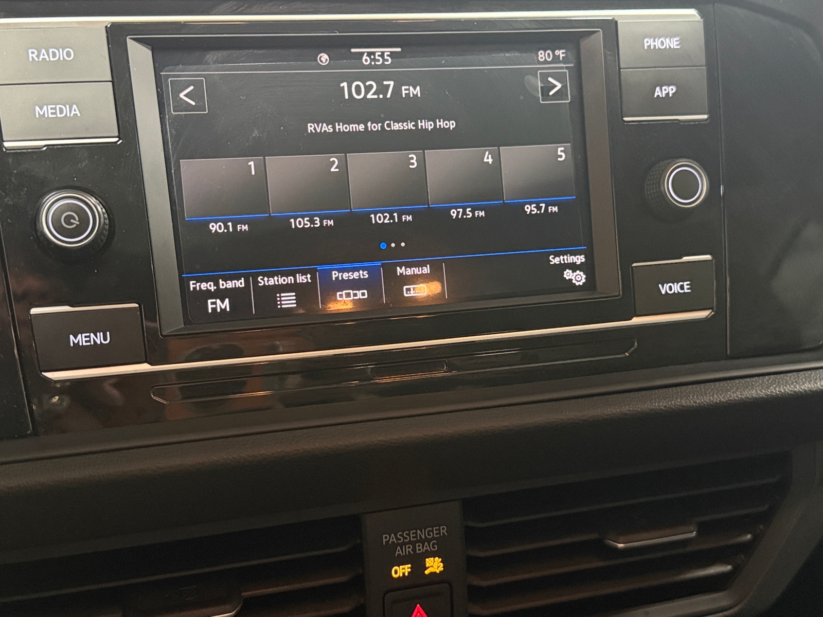 Thumbnail: 2021 Volkswagen Jetta - 4
