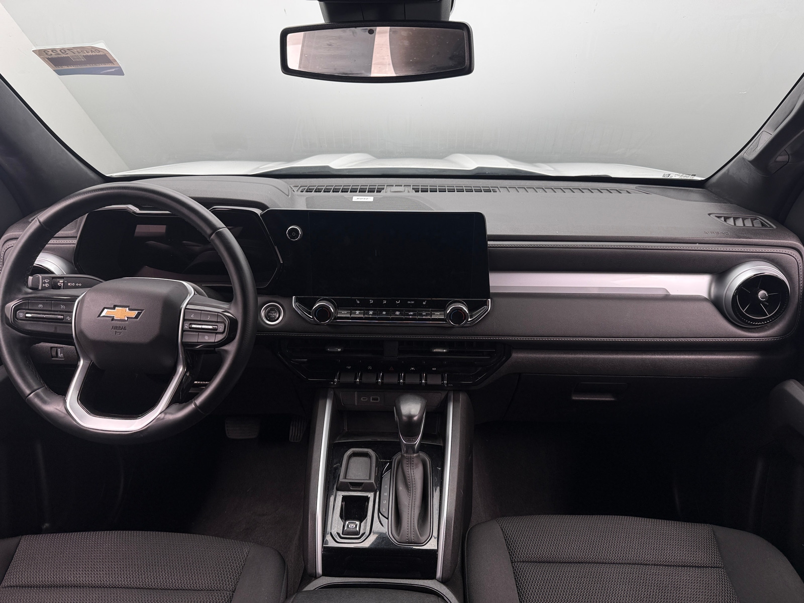 Thumbnail: 2023 Chevrolet Colorado - 3