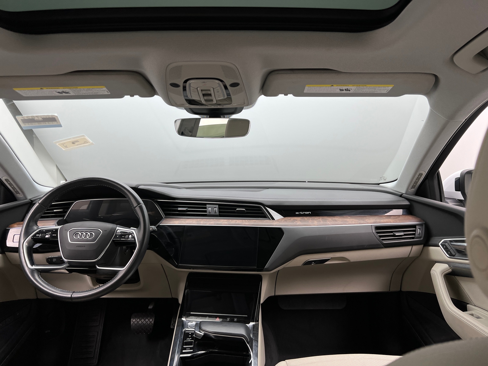 Thumbnail: 2019 Audi e-tron - 2