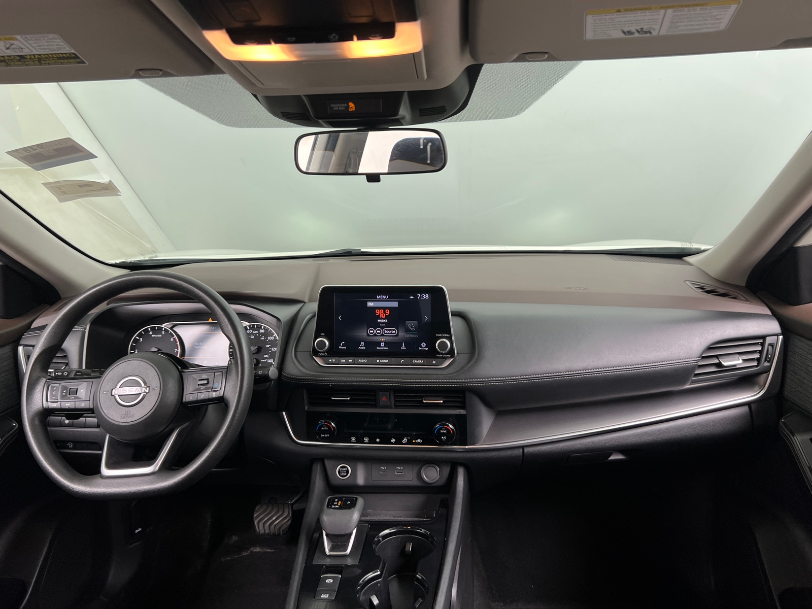 Thumbnail: 2023 Nissan Rogue - 3