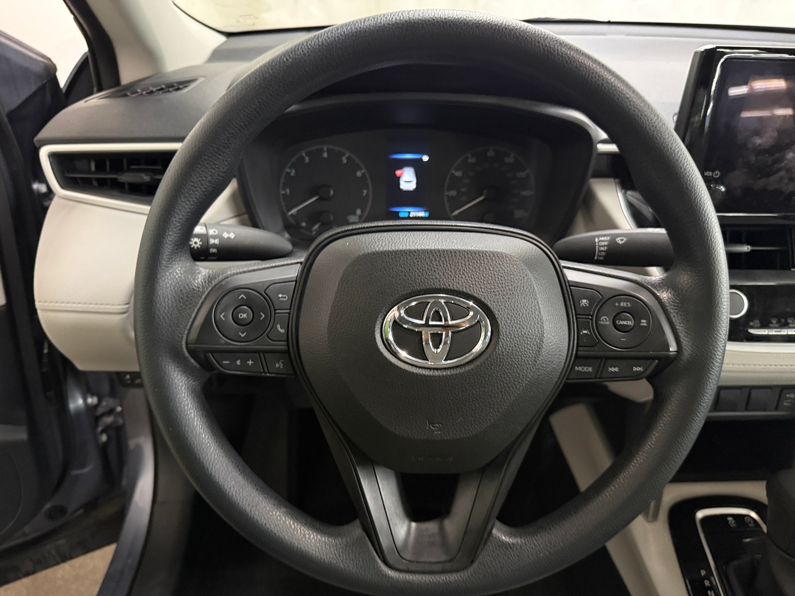 Thumbnail: 2023 Toyota Corolla Cross - 5
