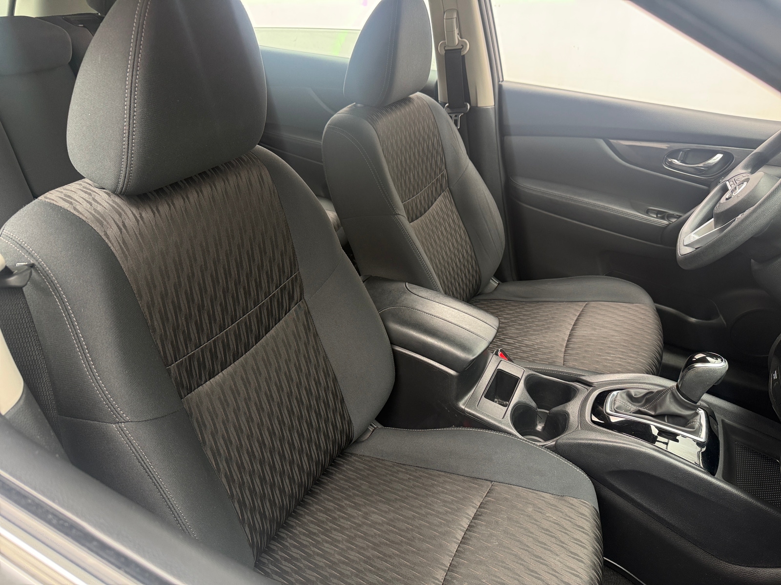 Thumbnail: 2018 Nissan Rogue - 2