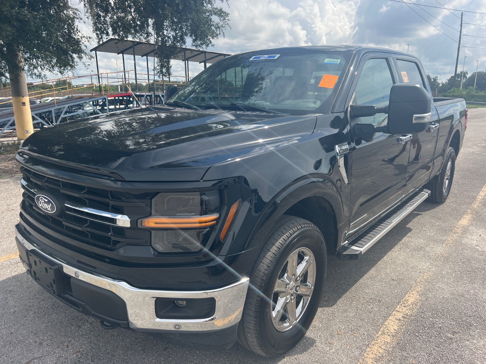 2024 Ford F-150 XLT 4WD Supercrew 6.5' Box