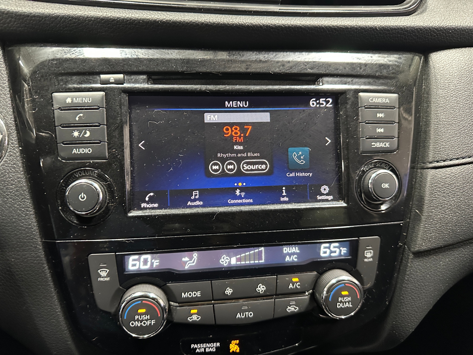 Thumbnail: 2019 Nissan Rogue - 4
