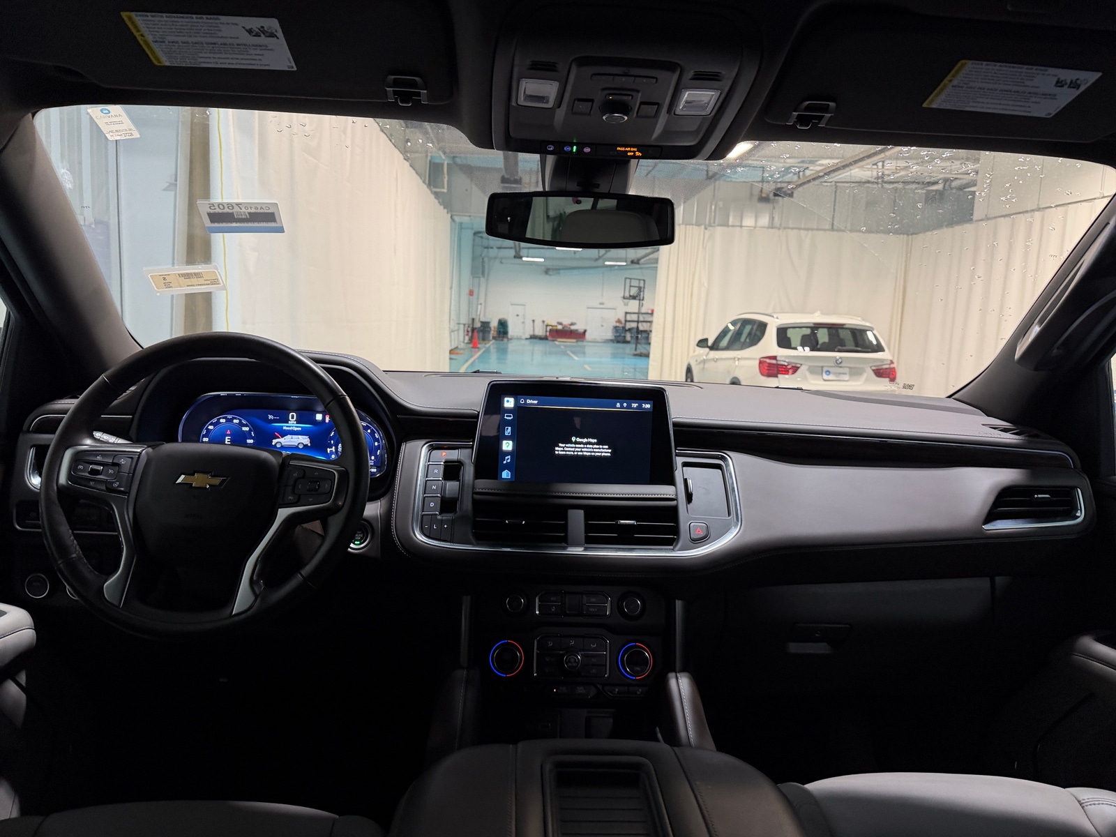 Thumbnail: 2022 Chevrolet Tahoe - 2