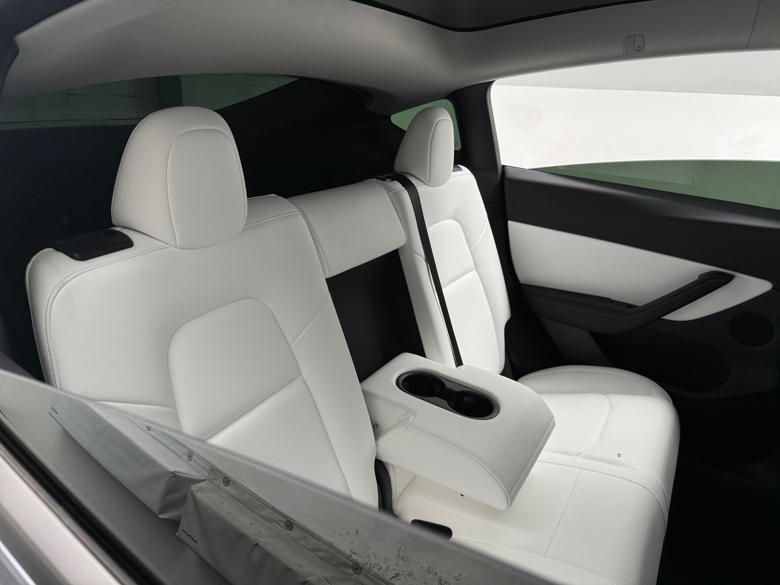 Thumbnail: 2022 Tesla Model Y - 5