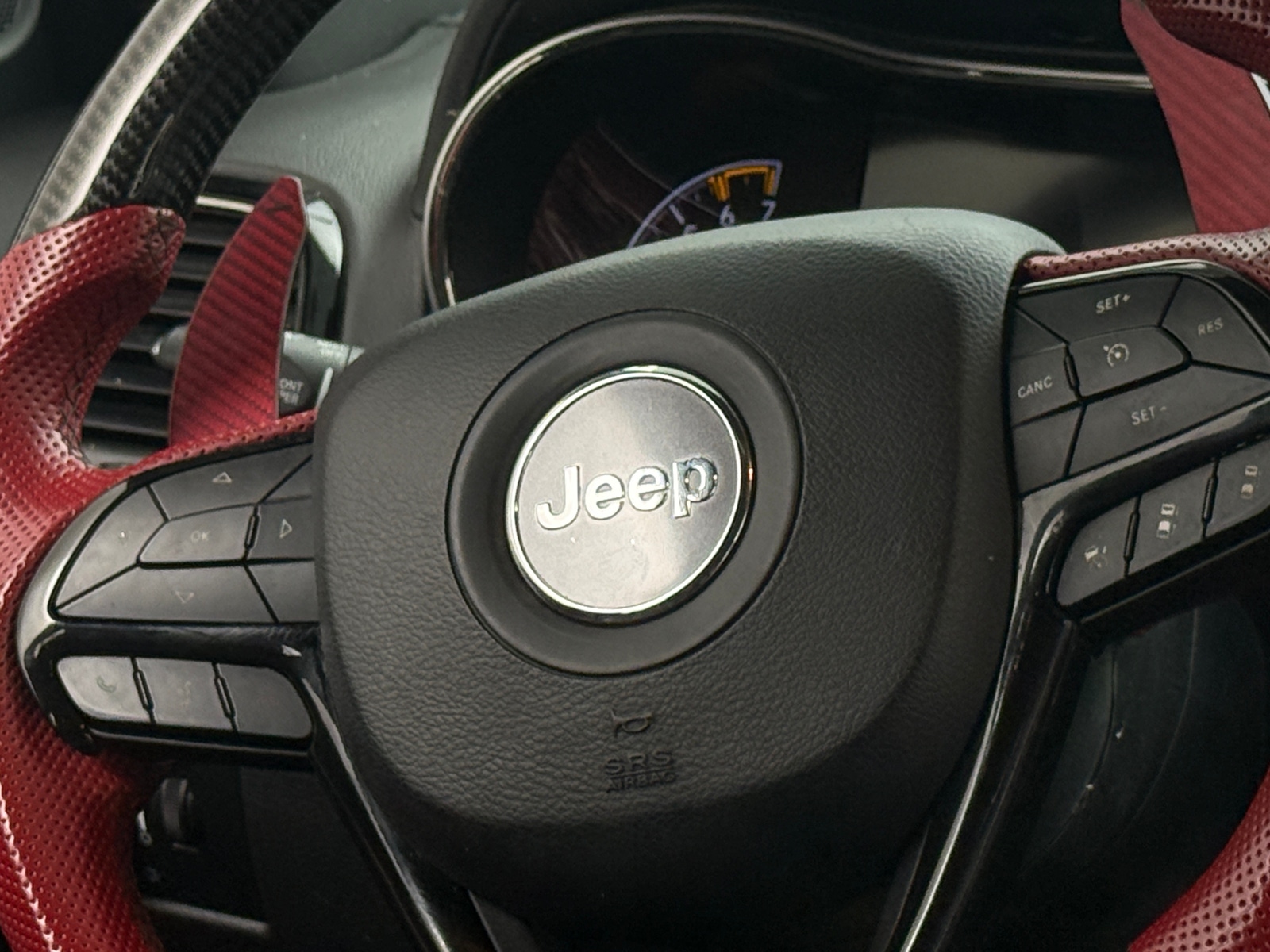 Thumbnail: 2020 Jeep Grand Cherokee - 4