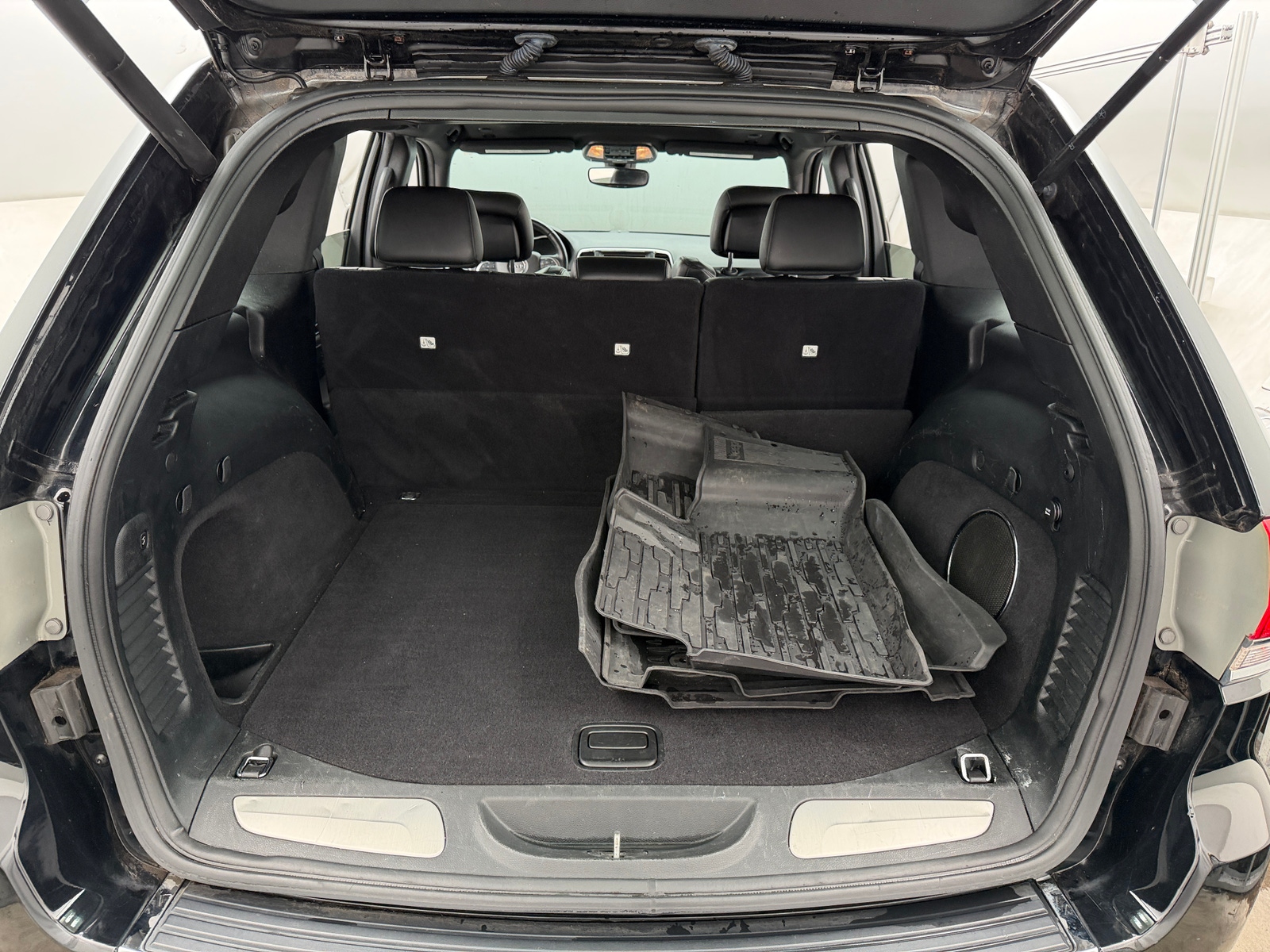 Thumbnail: 2018 Jeep Grand Cherokee - 6