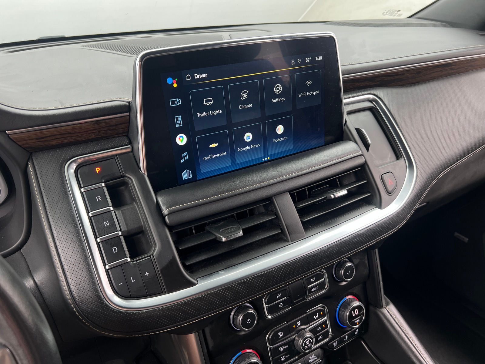Thumbnail: 2022 Chevrolet Suburban - 3