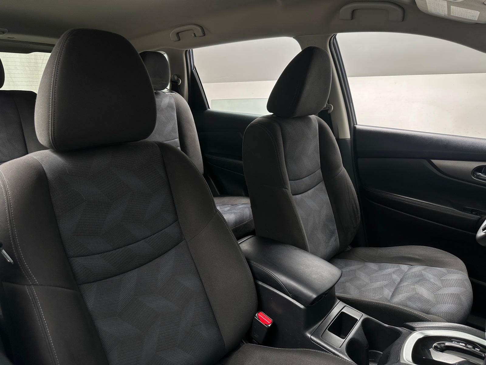 Thumbnail: 2015 Nissan Rogue - 2