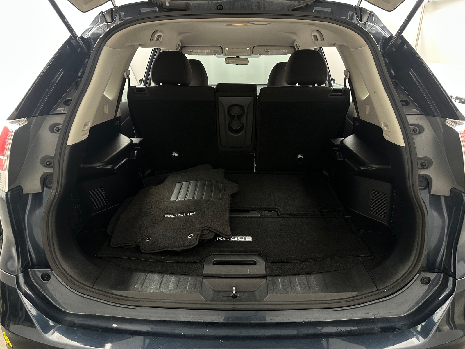 Thumbnail: 2015 Nissan Rogue - 7