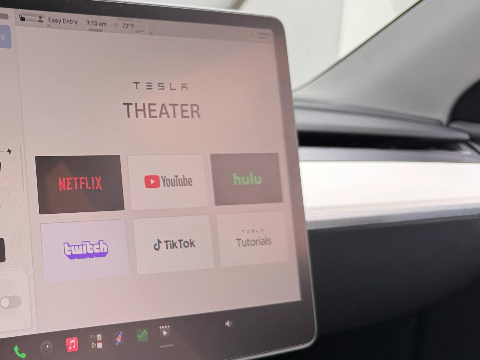 Thumbnail: 2023 Tesla Model Y - 3