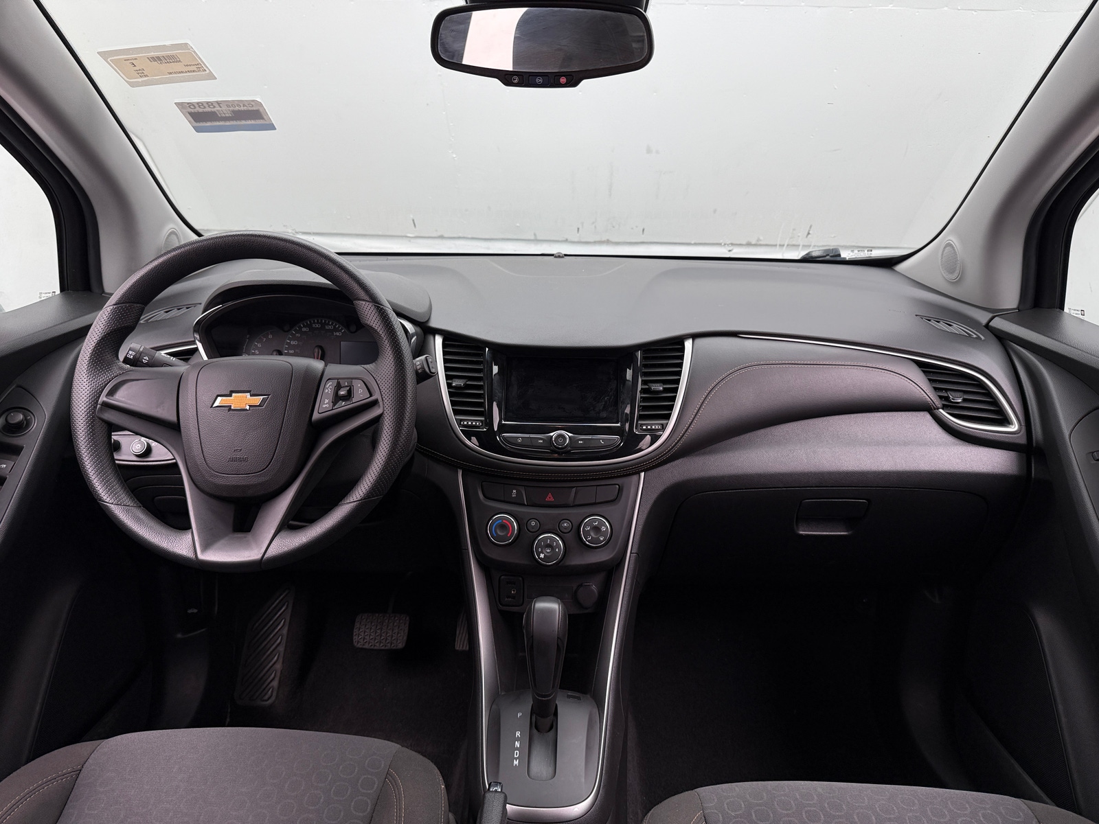 Thumbnail: 2018 Chevrolet Trax - 3
