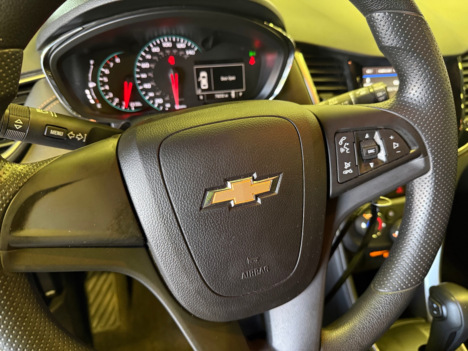 Thumbnail: 2018 Chevrolet Trax - 5