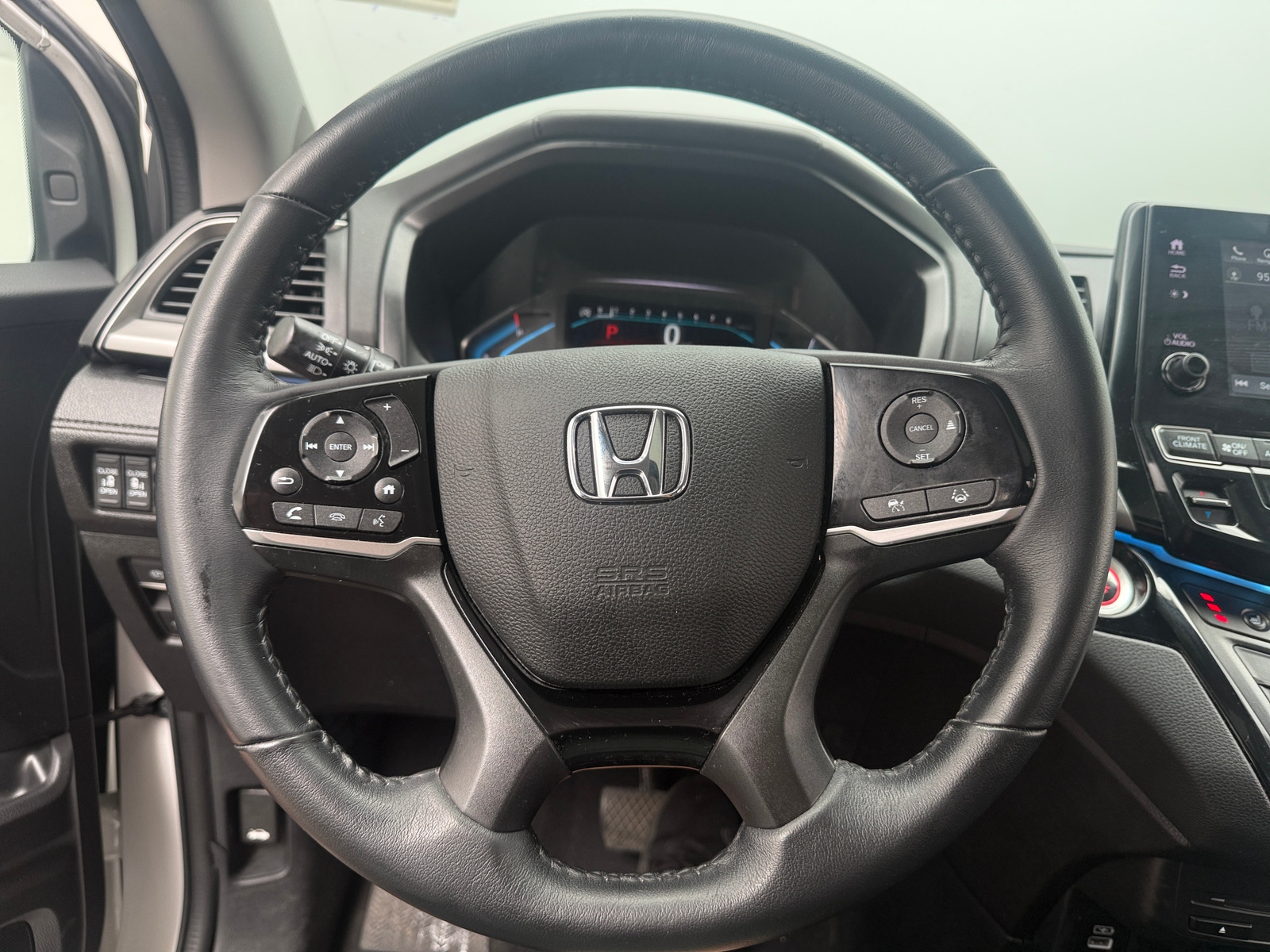 Thumbnail: 2023 Honda Odyssey - 4