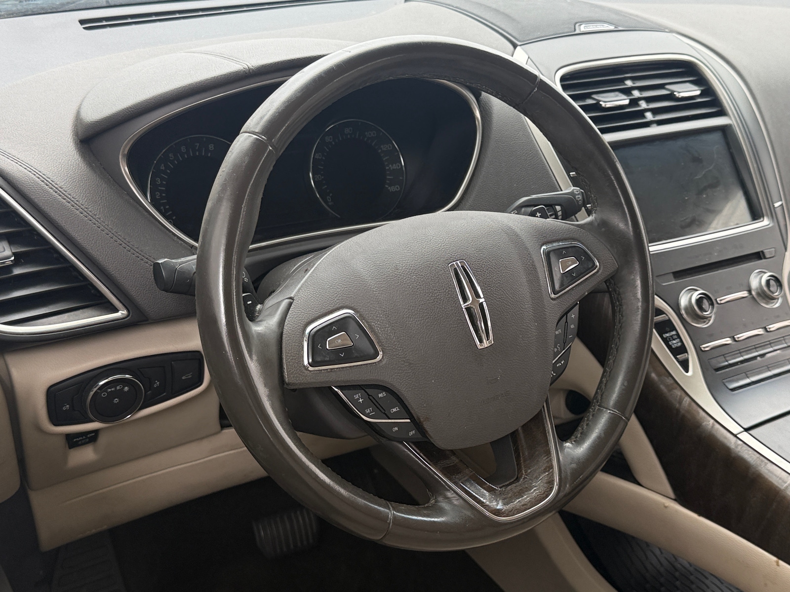 Thumbnail: 2018 Lincoln MKX - 4