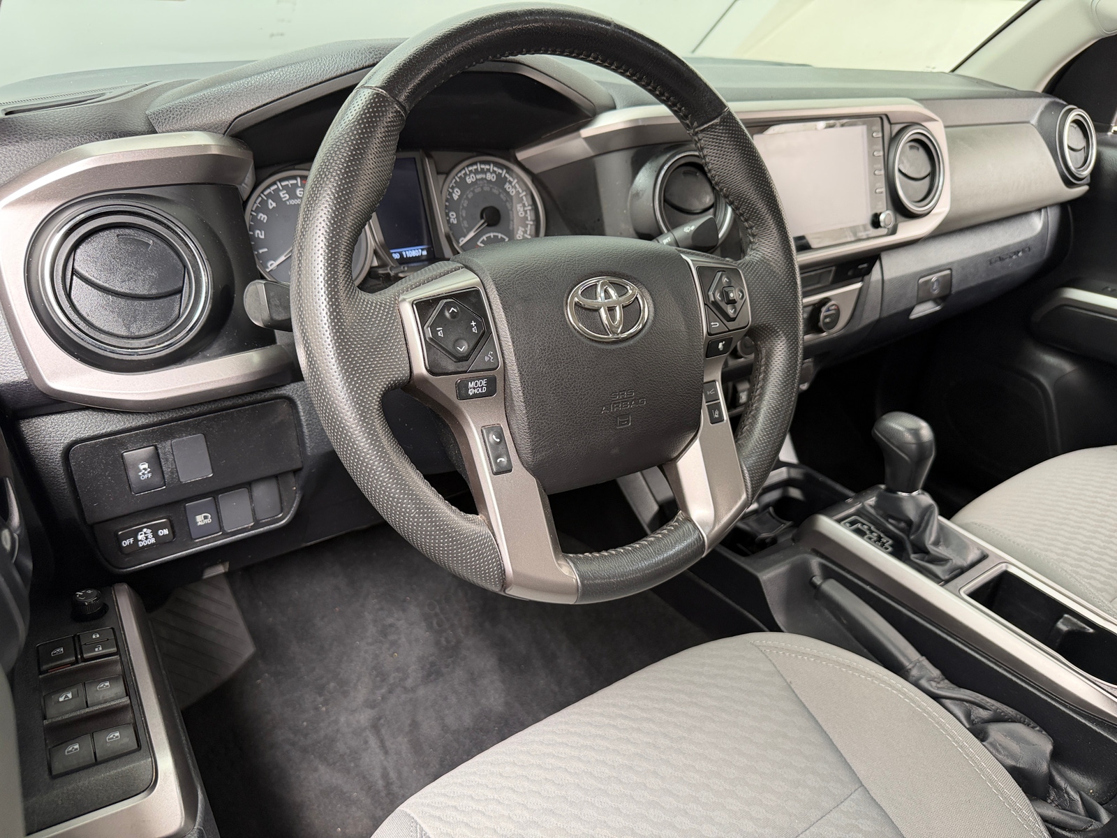 Thumbnail: 2022 Toyota Tacoma - 3
