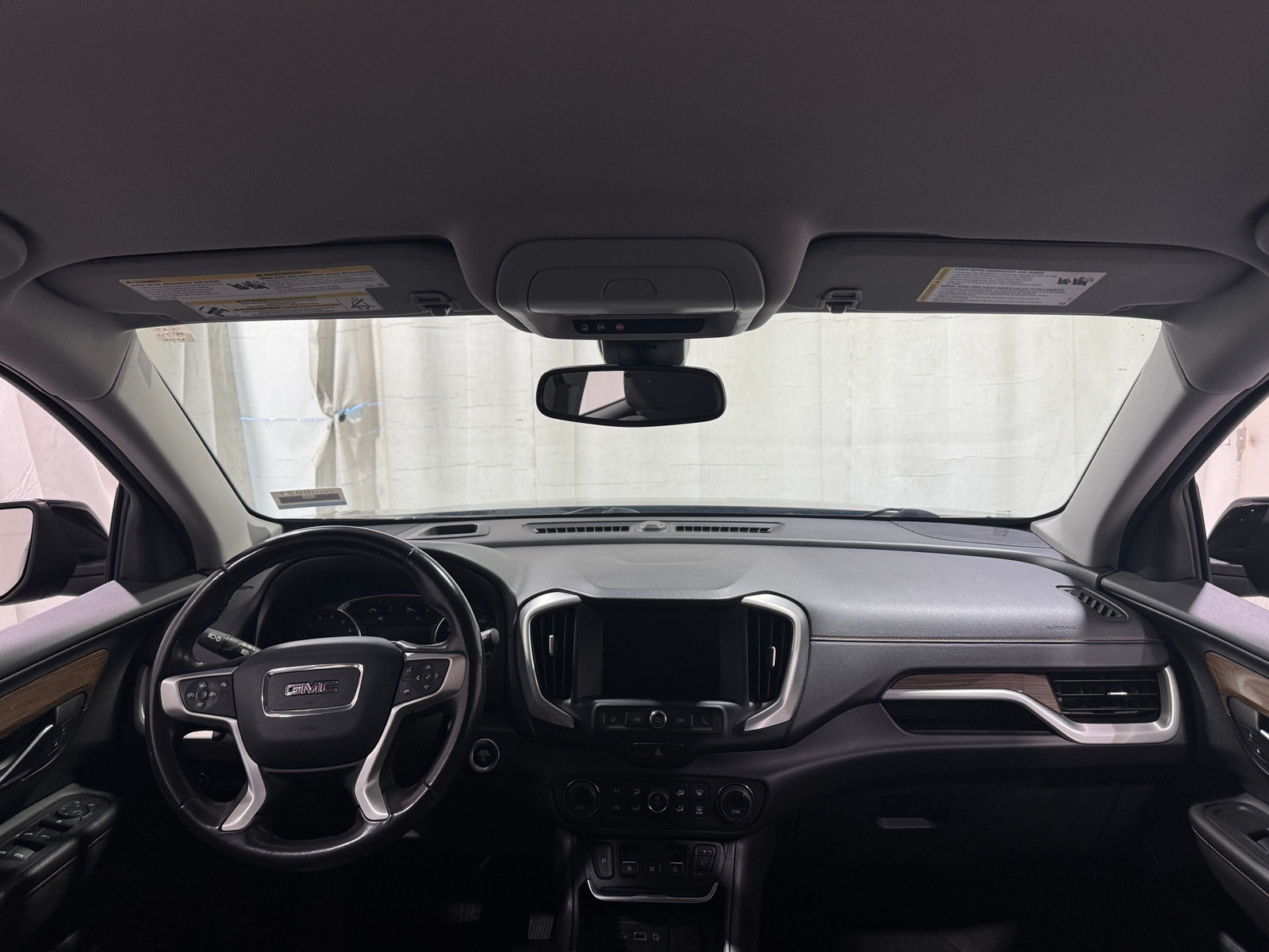 Thumbnail: 2020 GMC Terrain - 3