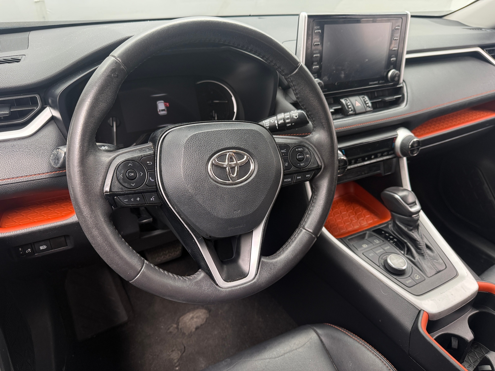 Thumbnail: 2021 Toyota RAV4 - 4