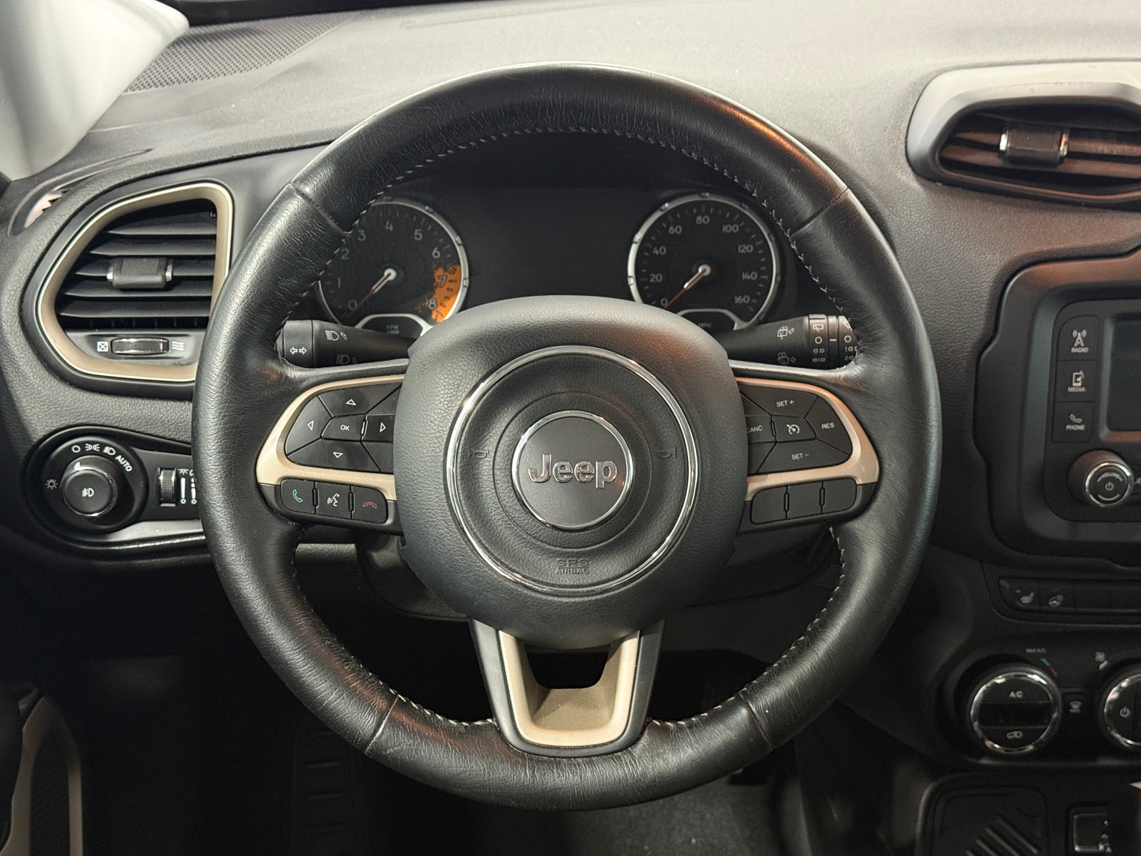 Thumbnail: 2017 Jeep Renegade - 4