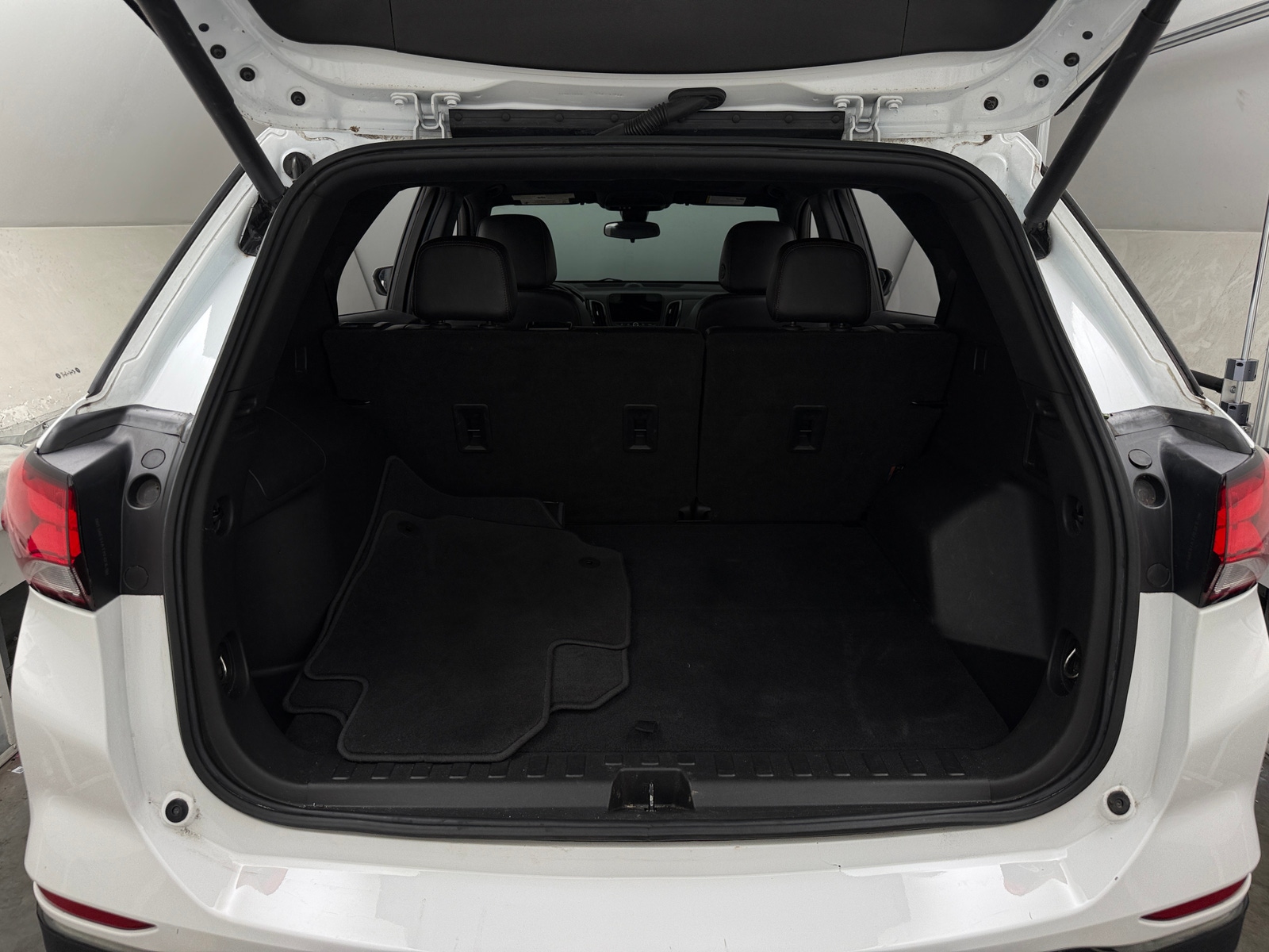 Thumbnail: 2022 Chevrolet Equinox - 7