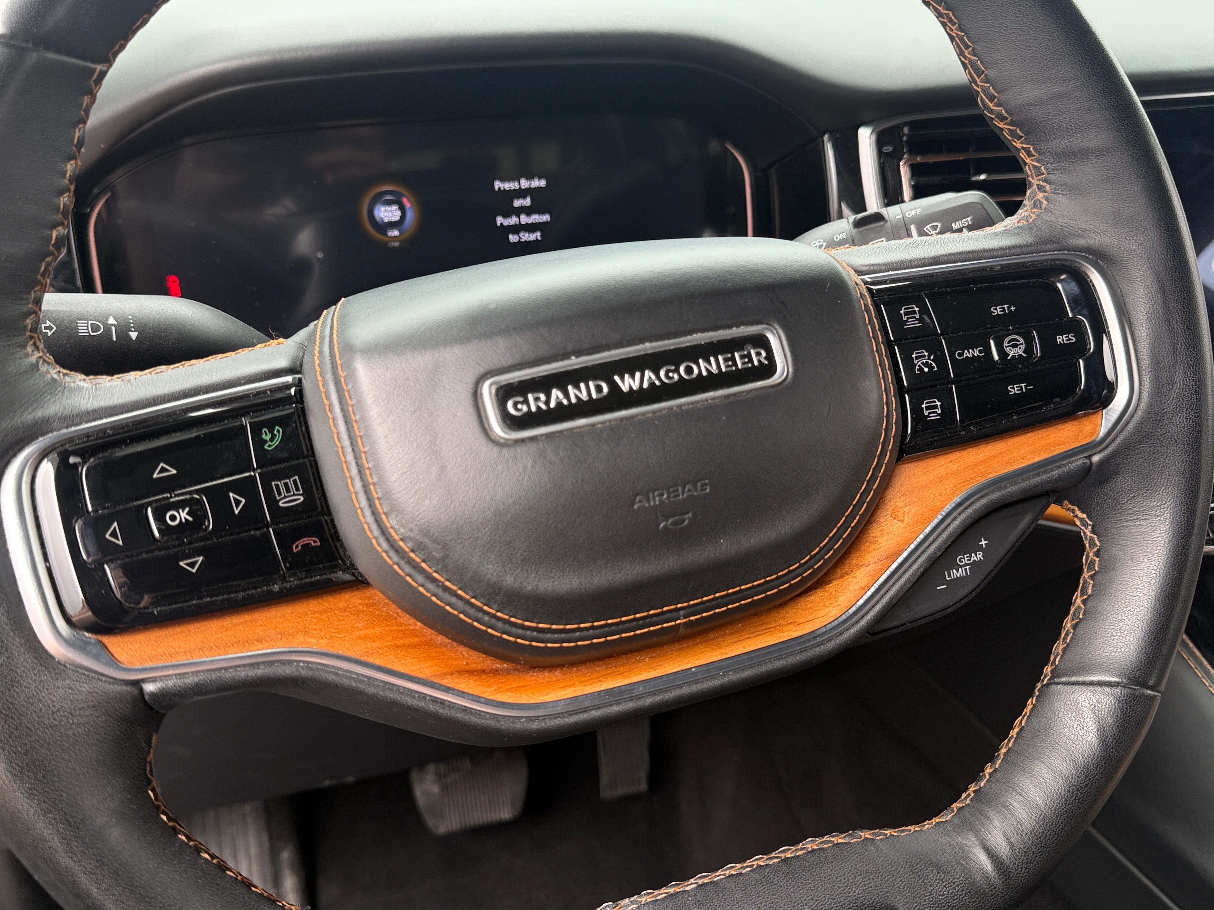 2024 Jeep Grand Wagoneer L Series III