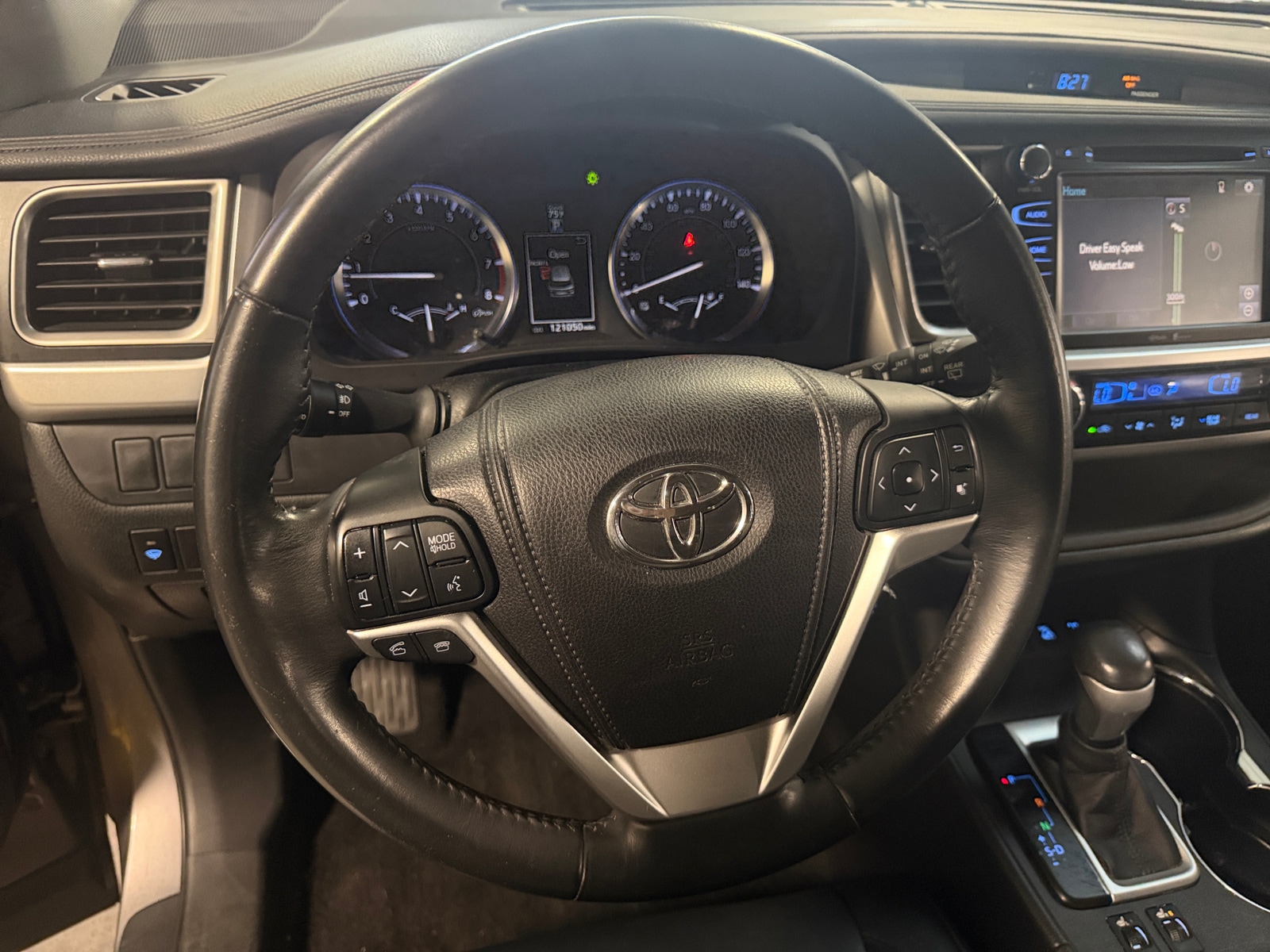 Thumbnail: 2015 Toyota Highlander - 5