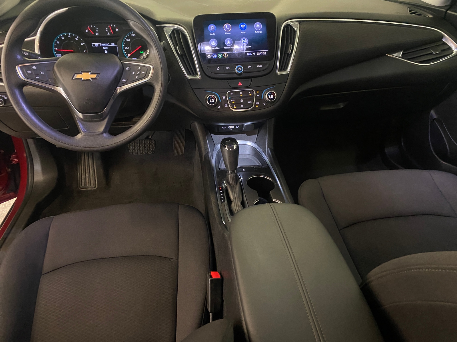 Thumbnail: 2019 Chevrolet Malibu - 3