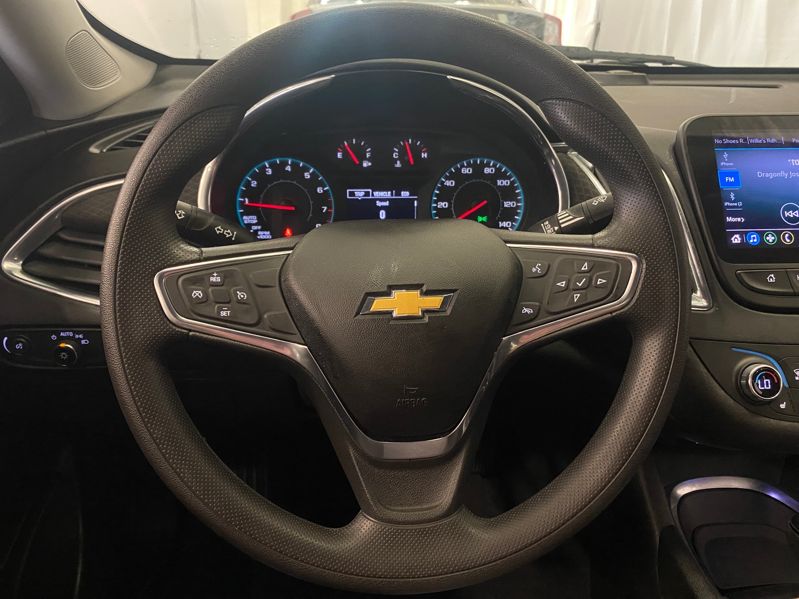 Thumbnail: 2019 Chevrolet Malibu - 5