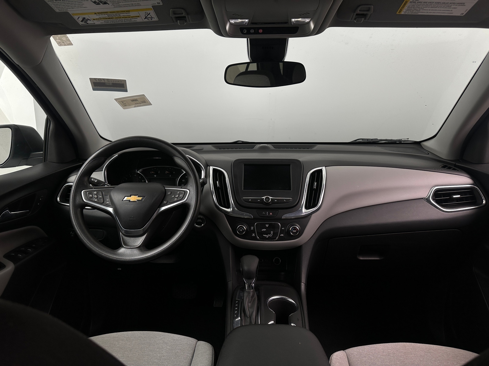 Thumbnail: 2023 Chevrolet Equinox - 3