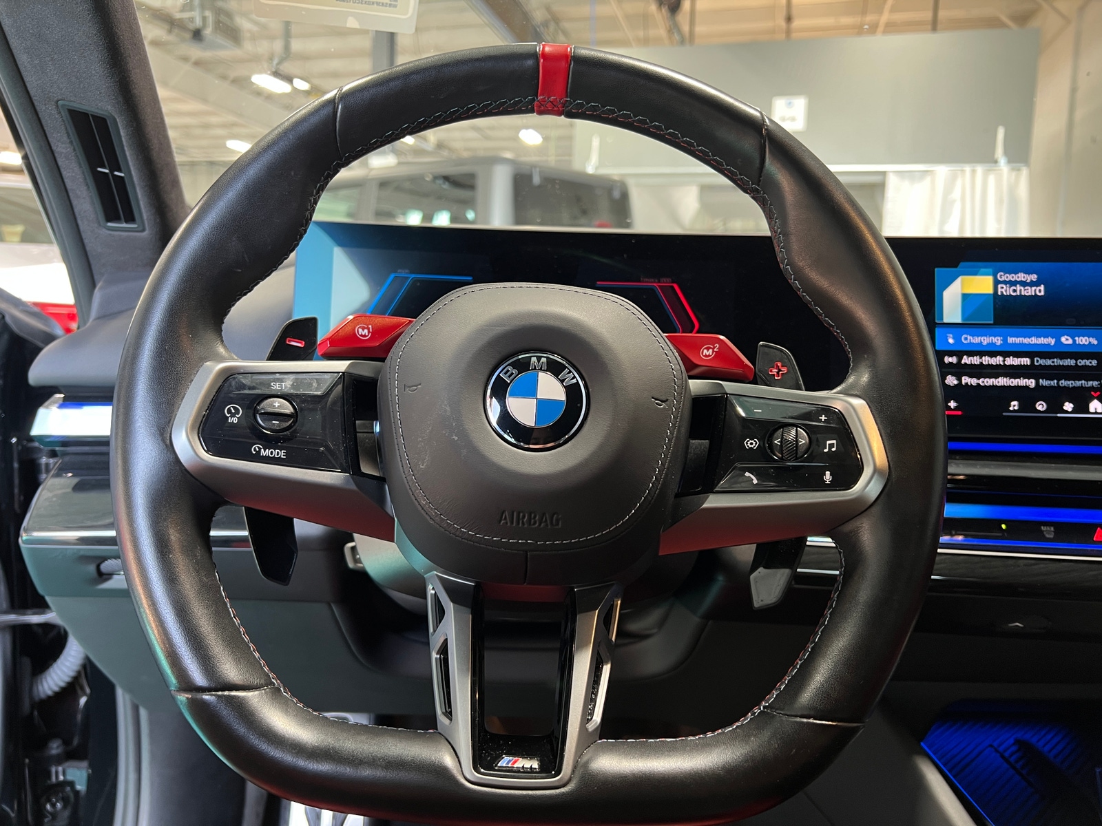 Thumbnail: 2025 BMW M5 - 4