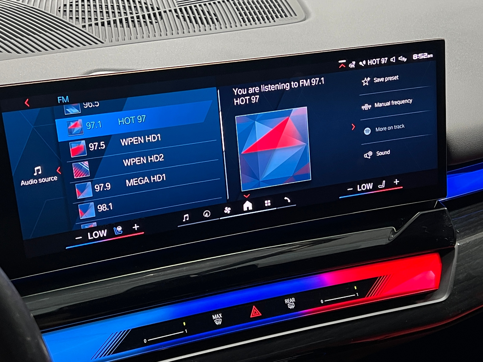 Thumbnail: 2025 BMW M5 - 3