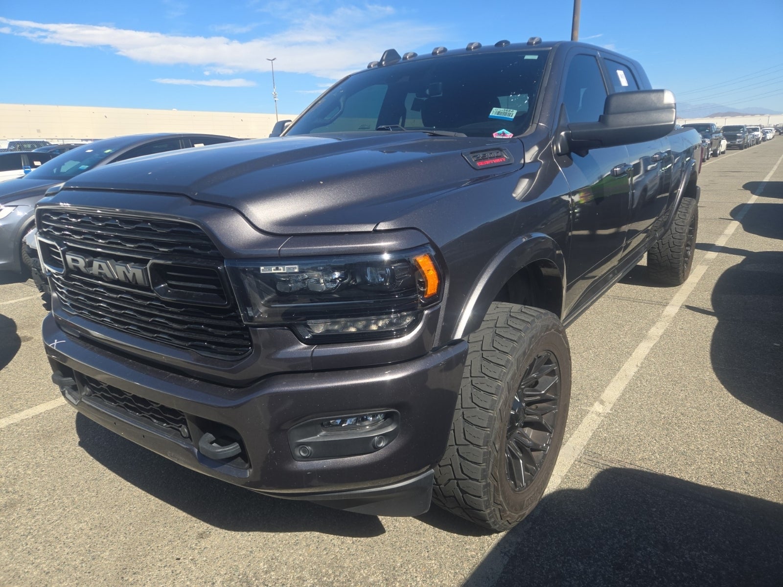 2022 Ram 2500 Limited 4x4 Mega Cab 6'4" Box