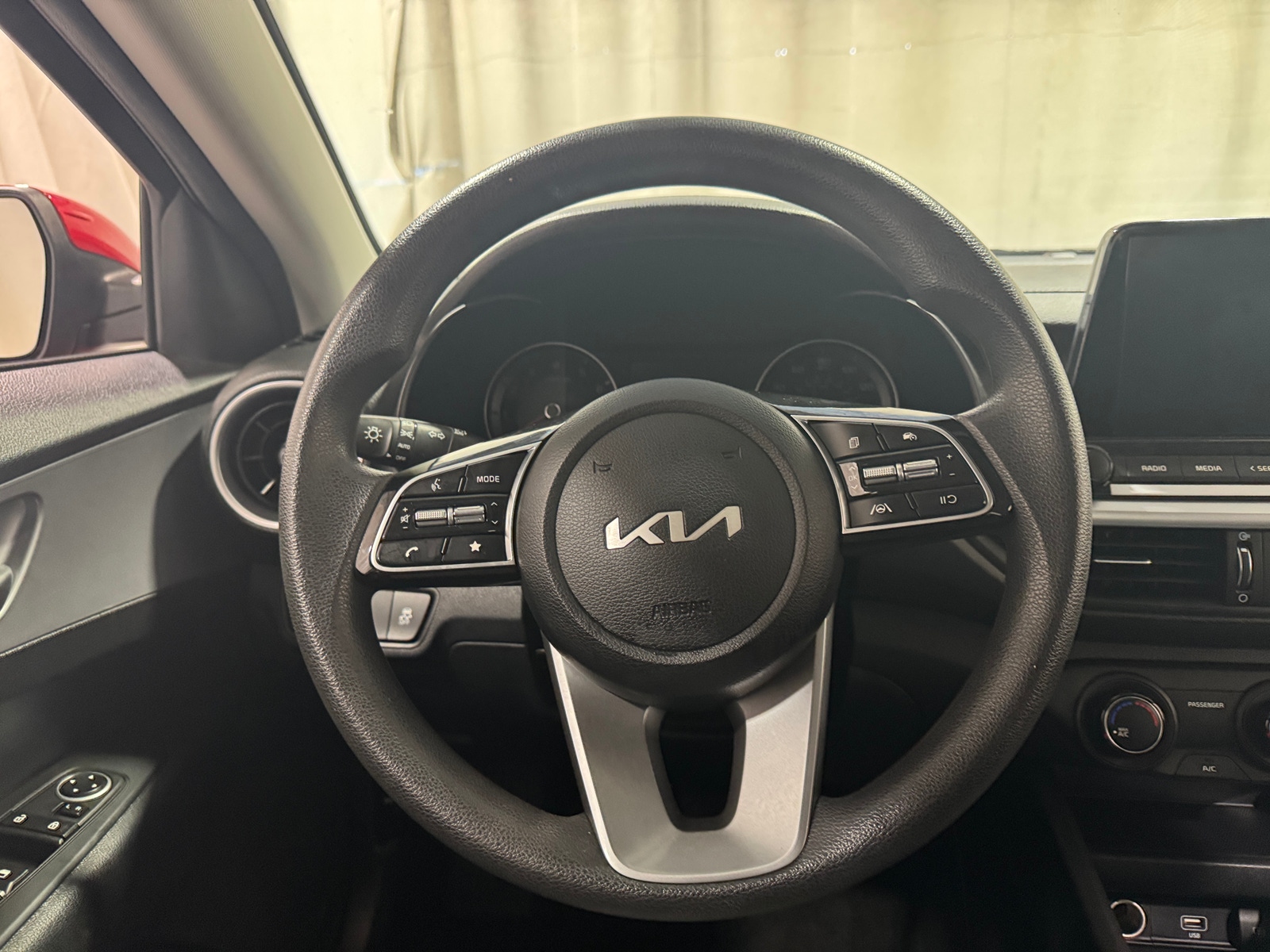 Thumbnail: 2024 Kia Forte - 5