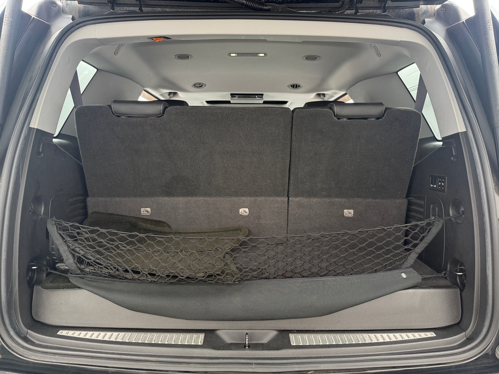 Thumbnail: 2016 Chevrolet Tahoe - 6