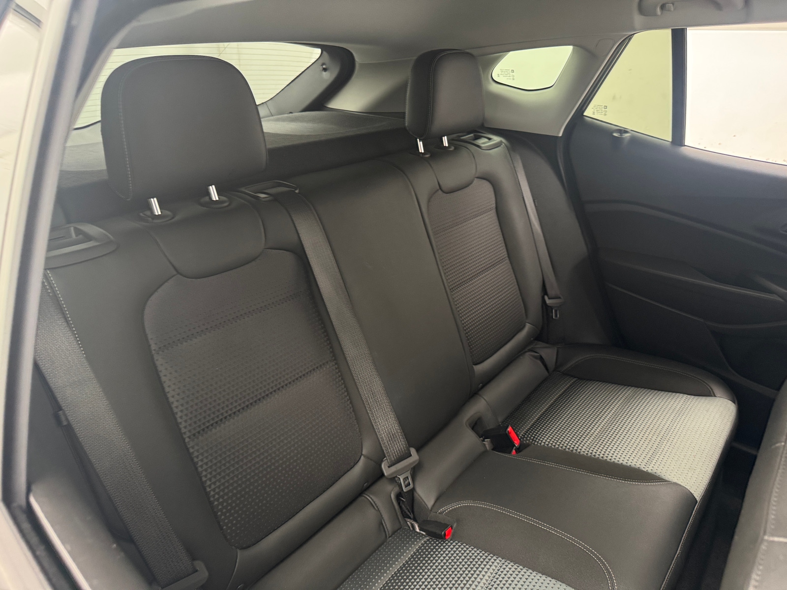 Thumbnail: 2025 Chevrolet Trax - 5