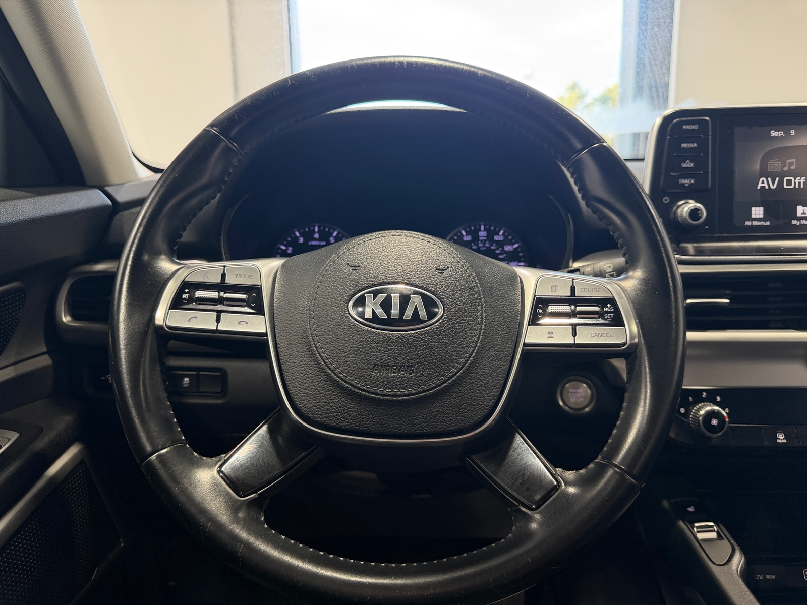 Thumbnail: 2020 Kia Telluride - 4