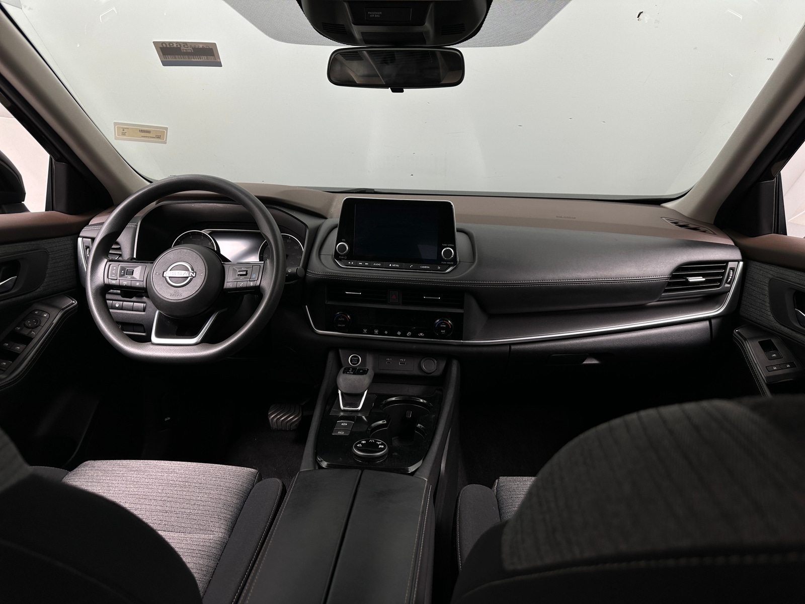 Thumbnail: 2023 Nissan Rogue - 3