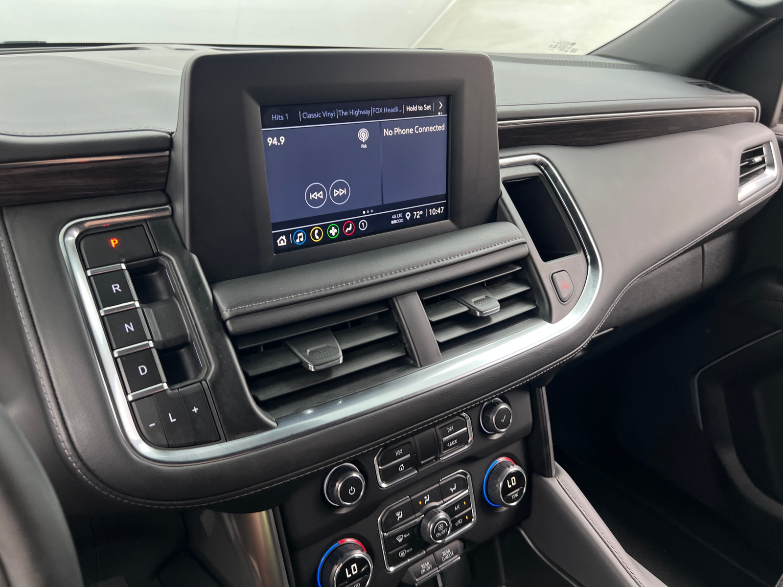 Thumbnail: 2024 Chevrolet Tahoe - 4