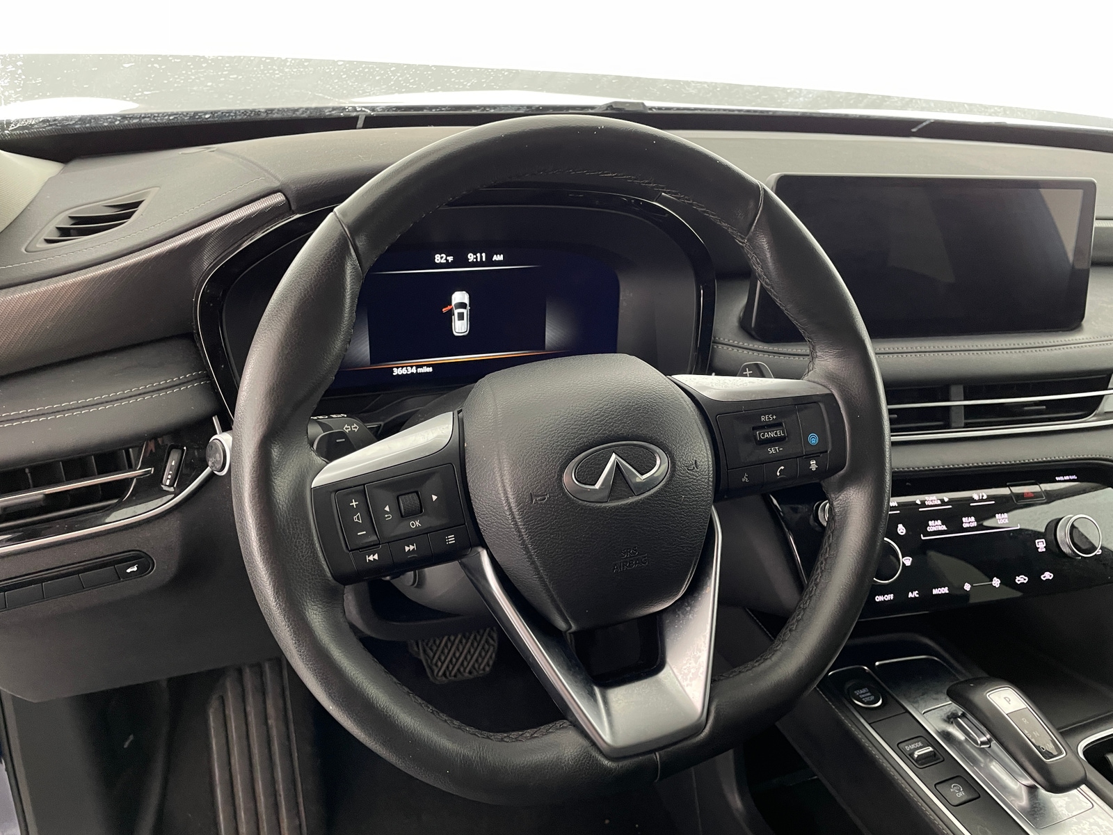 Thumbnail: 2023 INFINITI QX60 - 4