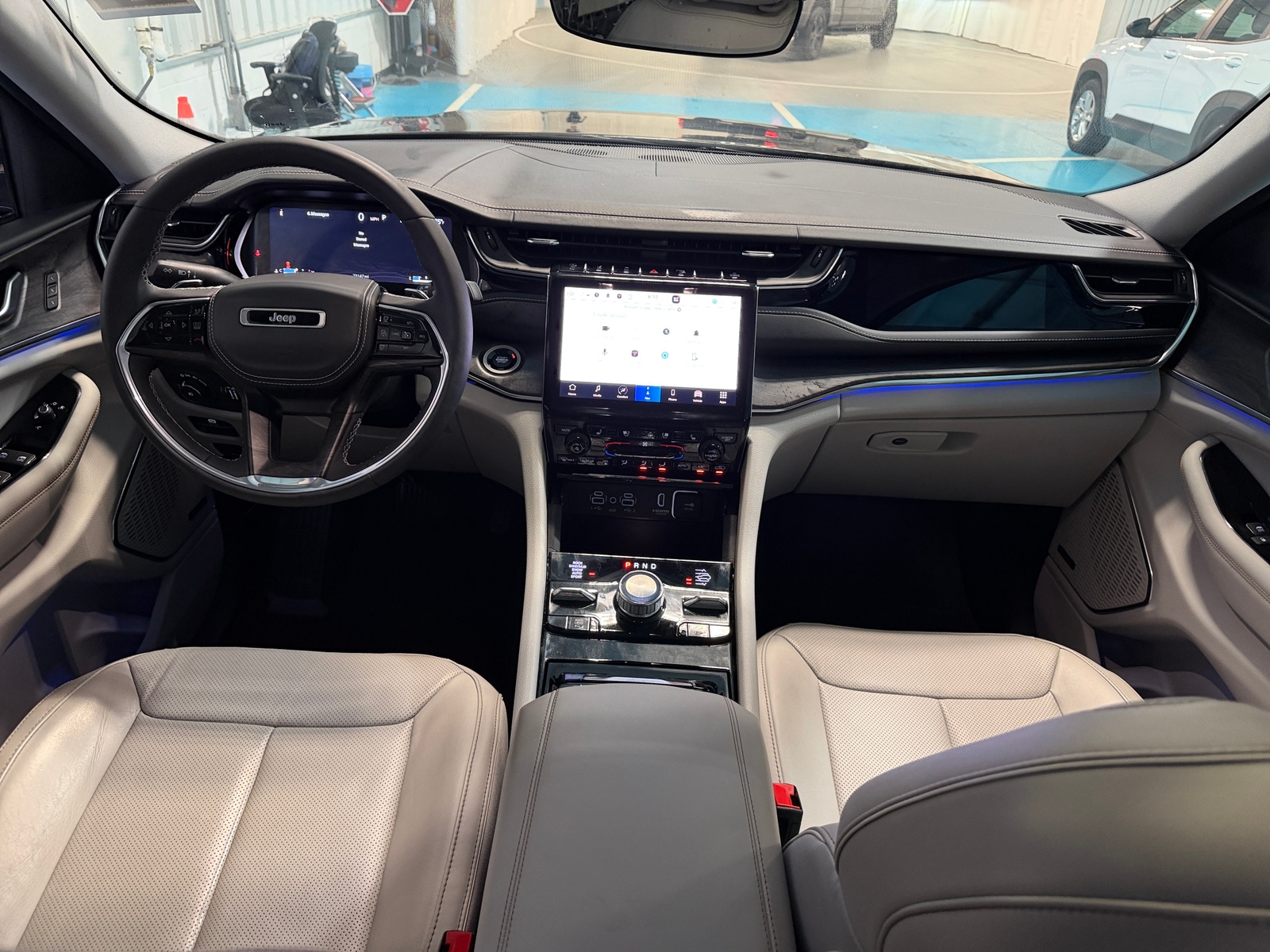 Thumbnail: 2023 Jeep Grand Cherokee - 2