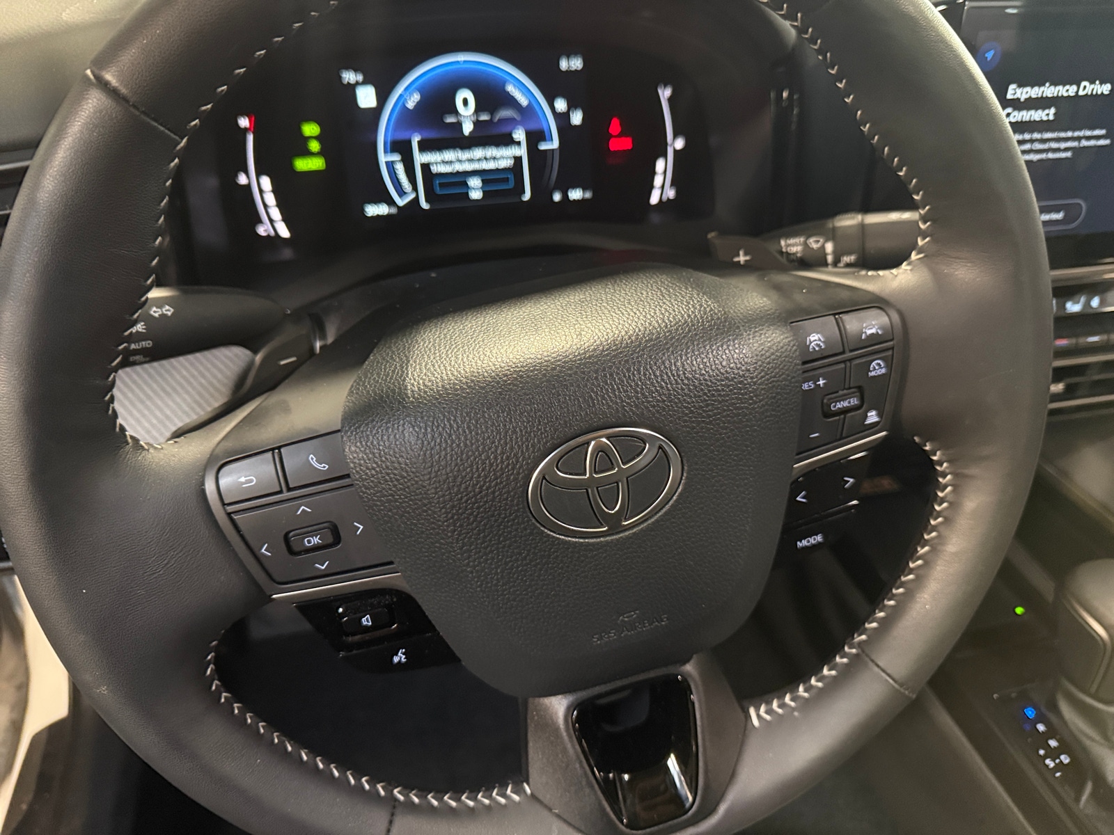 Thumbnail: 2025 Toyota Camry - 4