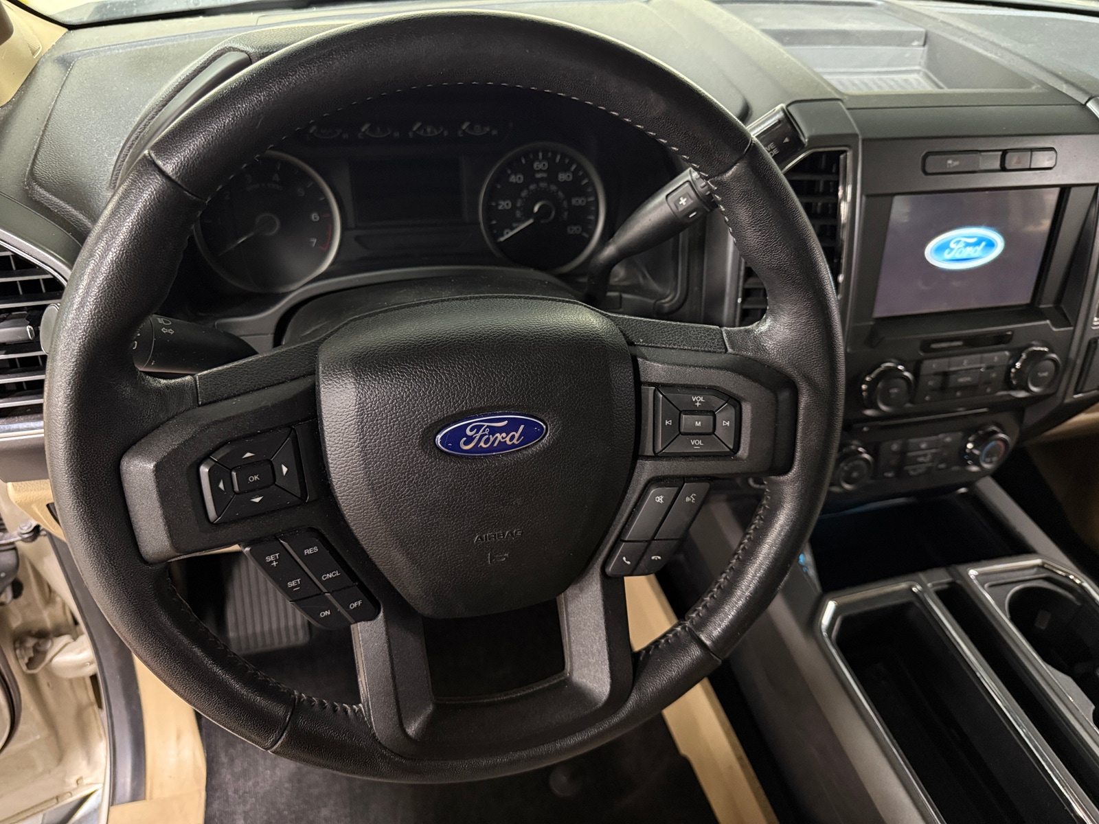 Thumbnail: 2018 Ford Econoline - 5