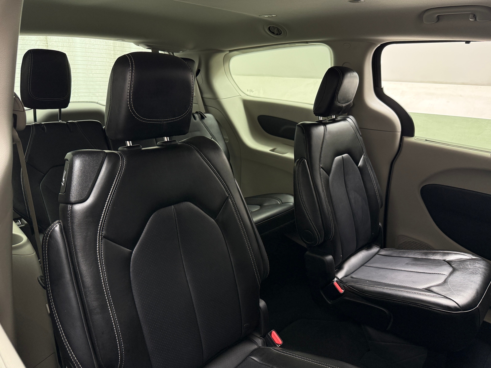 Thumbnail: 2024 Chrysler Pacifica - 5