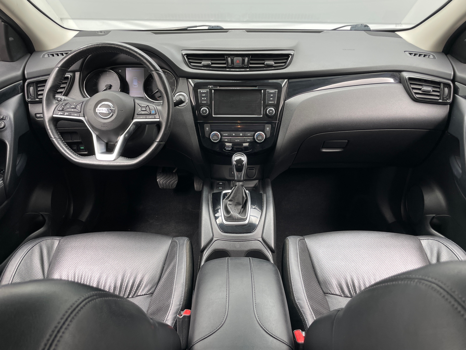 Thumbnail: 2022 Nissan Rogue Sport - 2