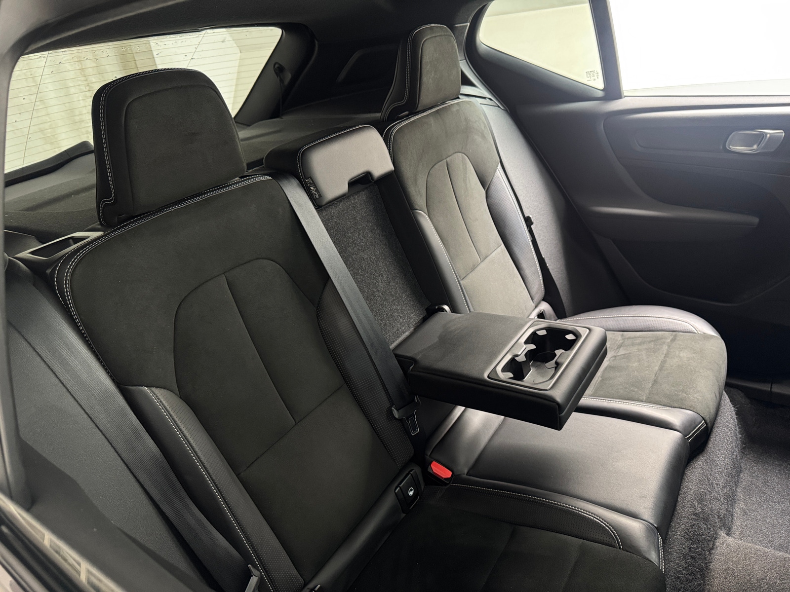 Thumbnail: 2020 Volvo XC40 - 5