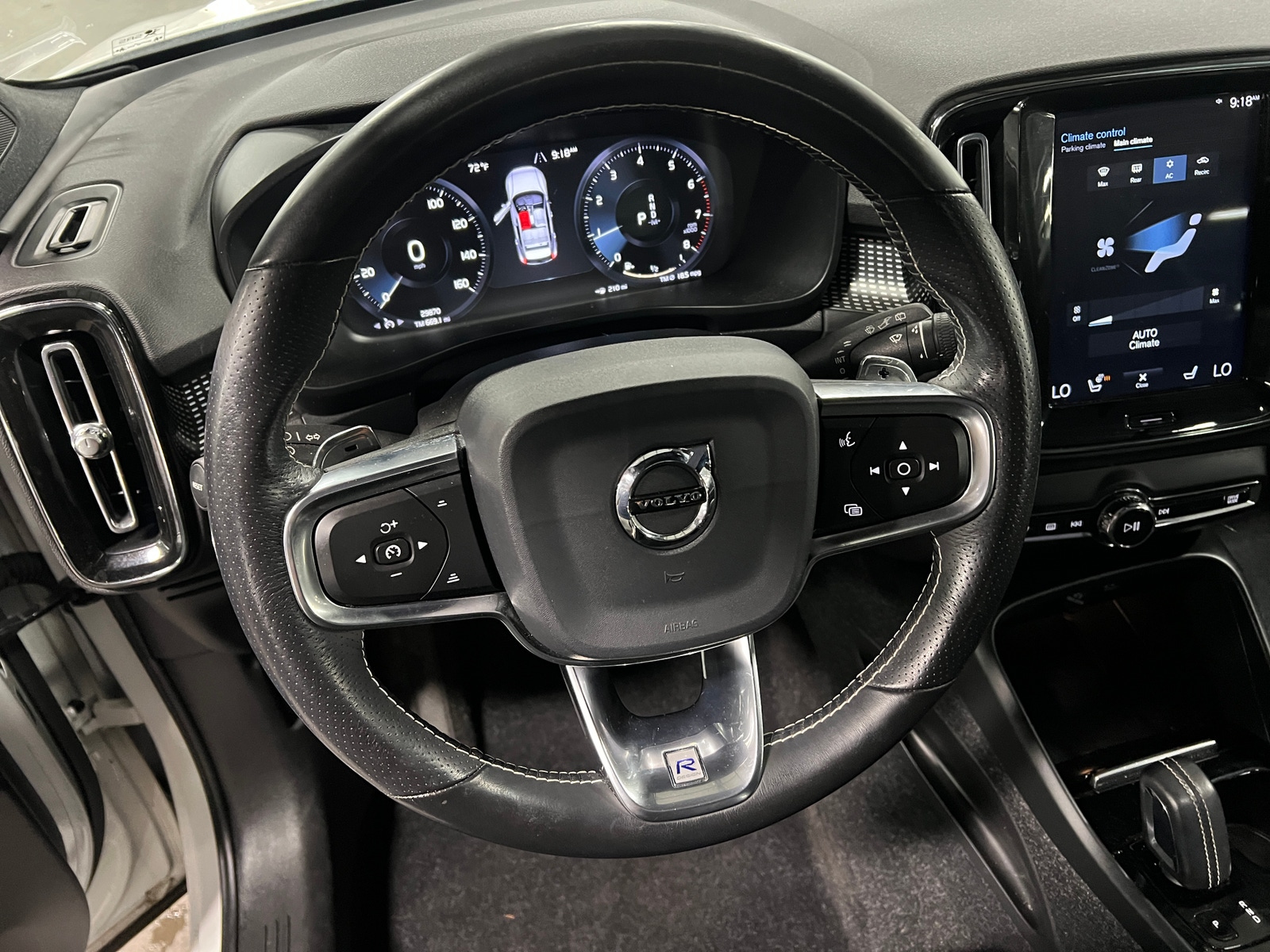 Thumbnail: 2020 Volvo XC40 - 4