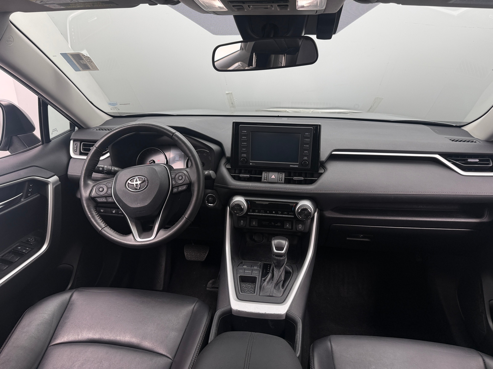 Thumbnail: 2022 Toyota RAV4 - 2
