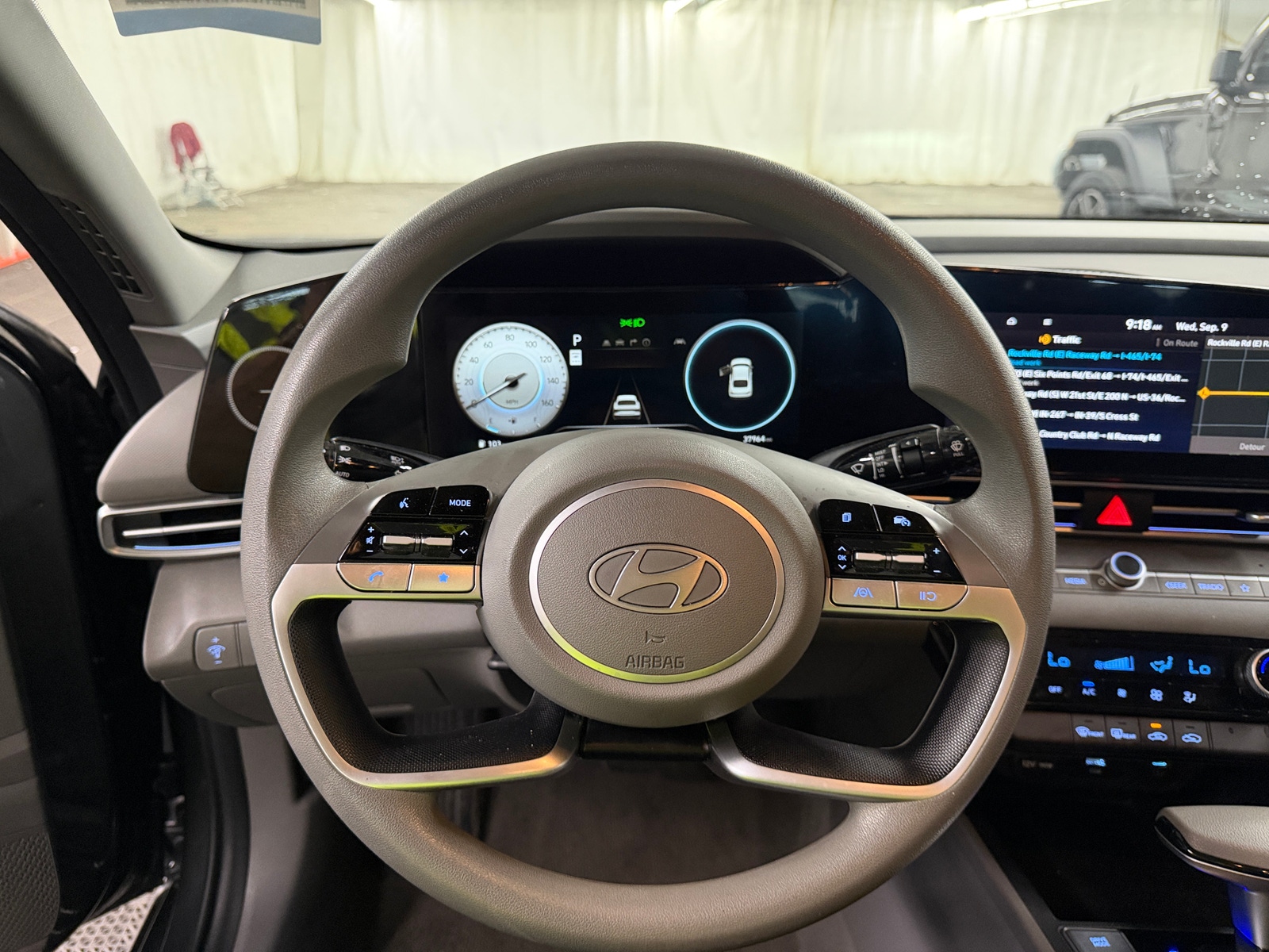 Thumbnail: 2024 Hyundai Elantra - 5