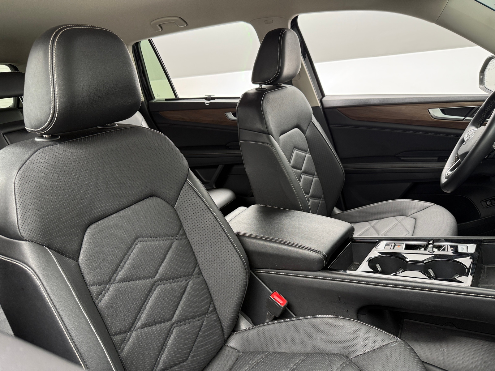 Thumbnail: 2024 Volkswagen Atlas - 2